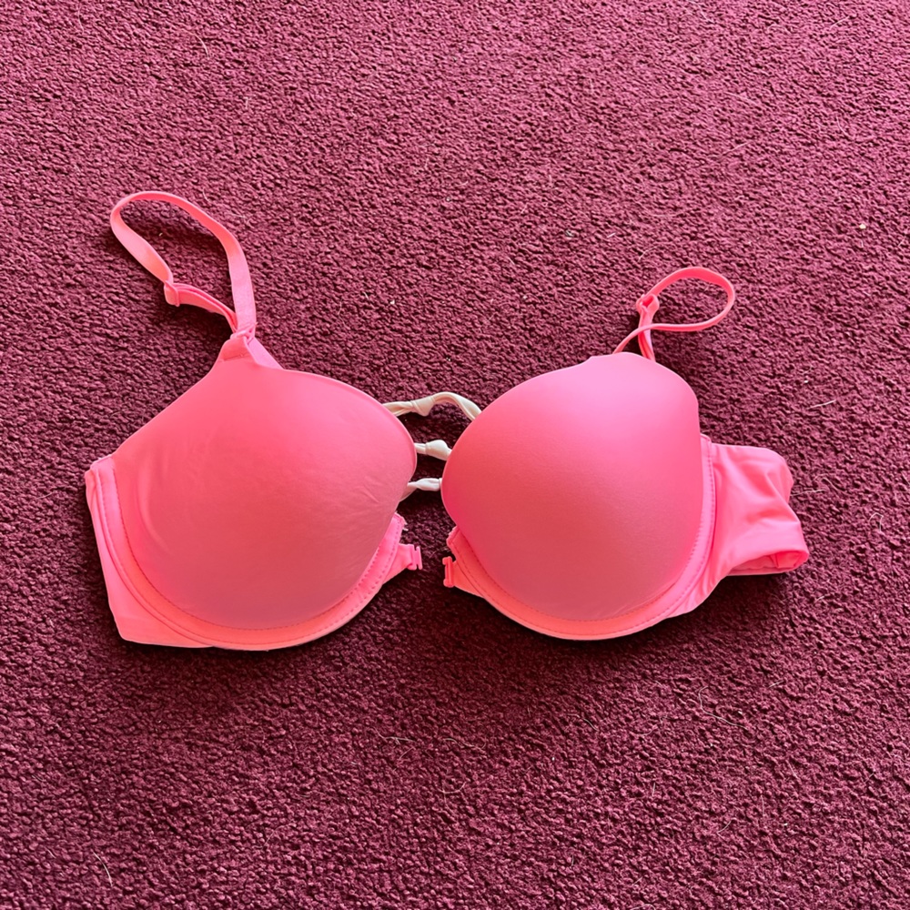 Victoria’s Secret, 34C, lined Demi bra